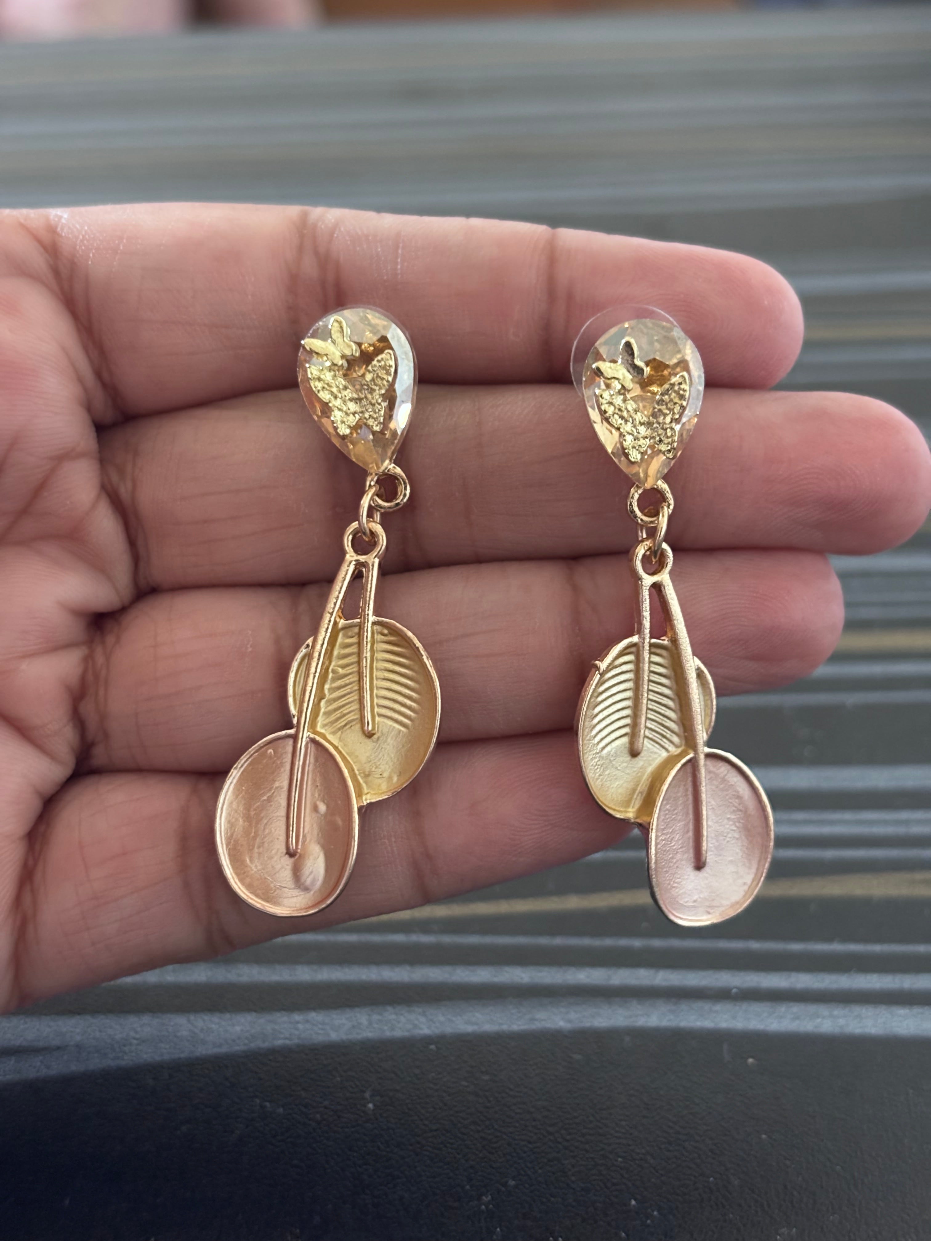 Aurora Petal Drops (Blush Gold)