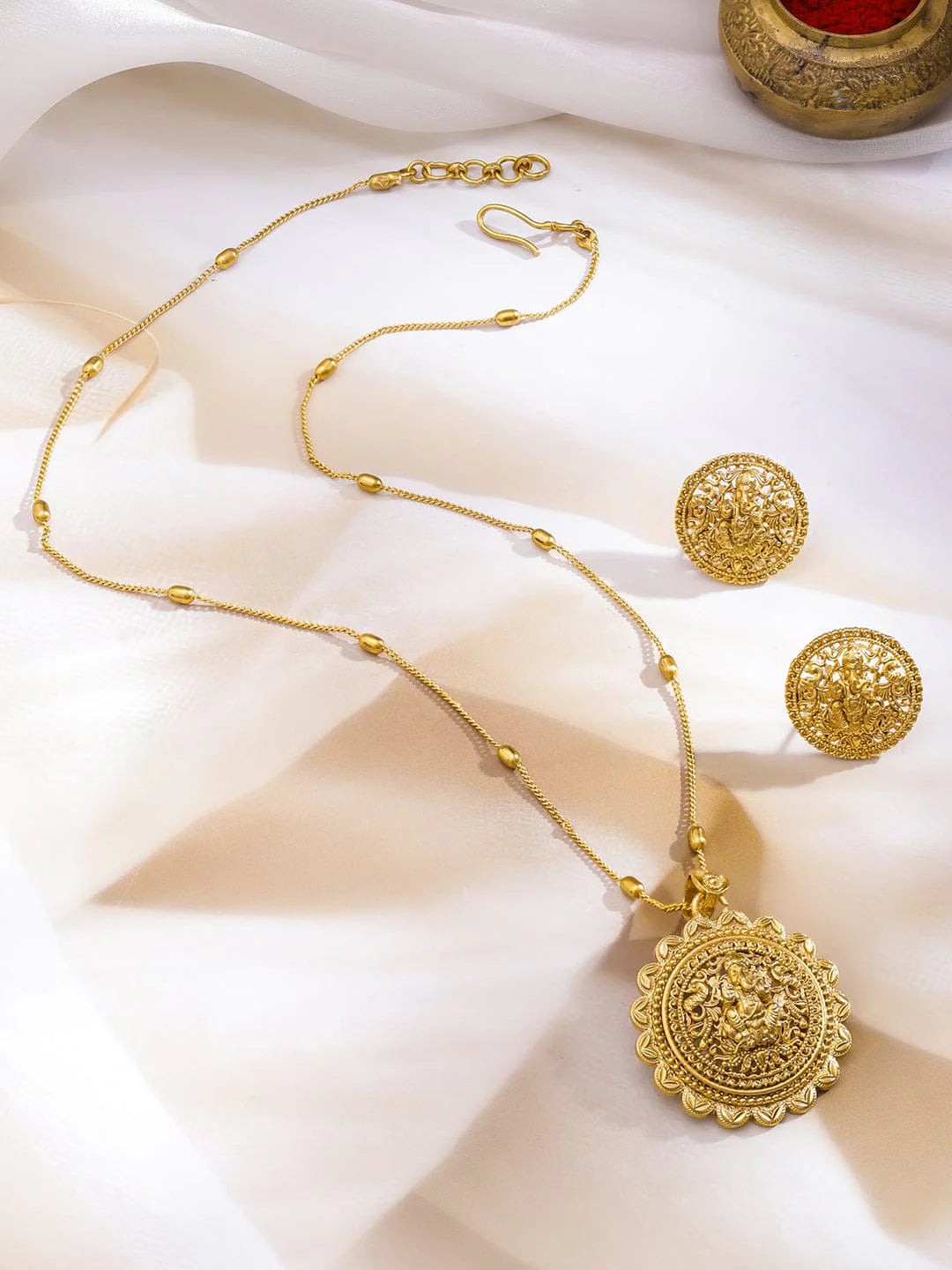 22K Gold-Plated Lakshmi Temple Pendant Necklace Set with Stud Earrings